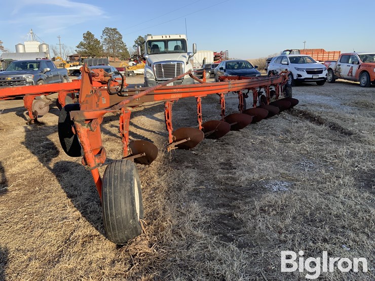 case-8-bottom-plow-image-6