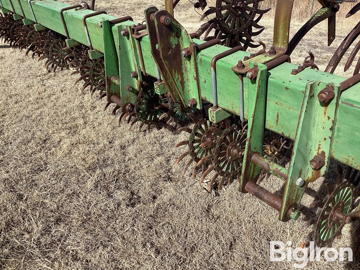 john-deere-30-image-9