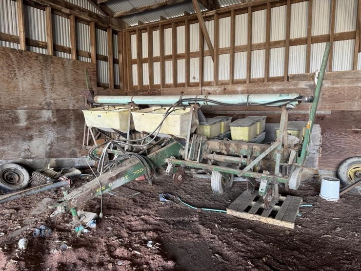 john-deere-7000-image-1