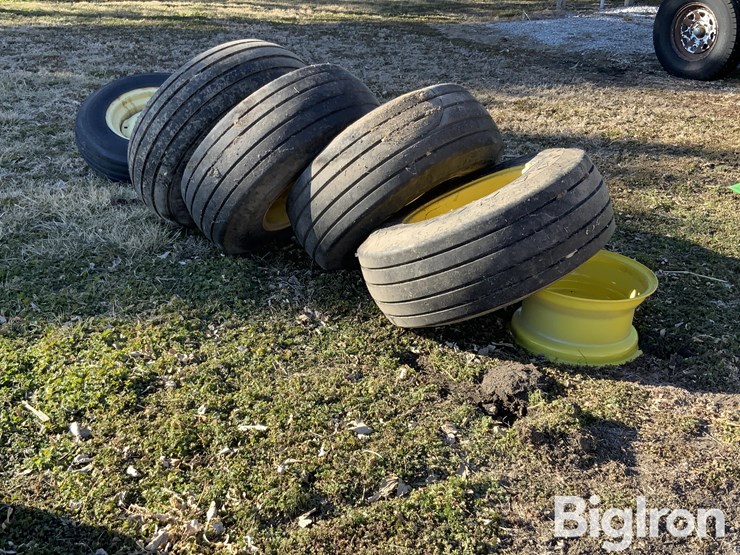 john-deere-6-image-2