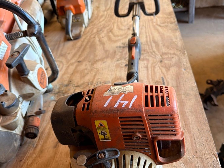 stihl-fs90r-gas-powered-weed-eater-image-1