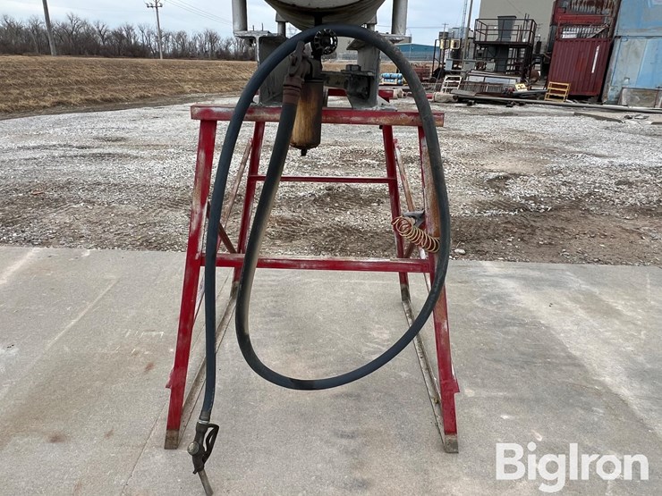 free-standing-200-gallon-kerosene-tank-image-15