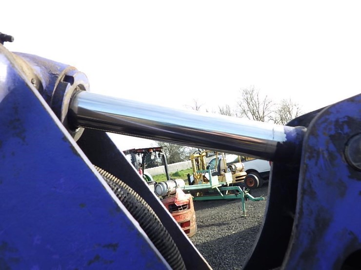 komatsu-pc20uu-3-image-23