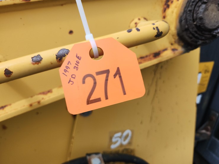 tag-#271,-1997-jd-310e-backhoe-image-2