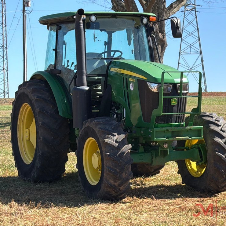 JOHN DEERE 6120E
