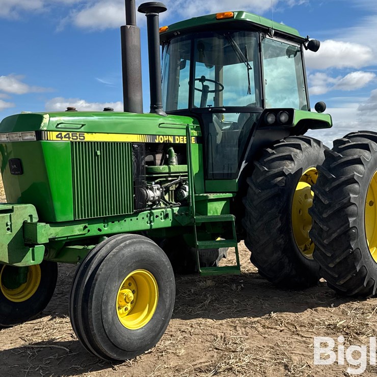 1989 JOHN DEERE 4455