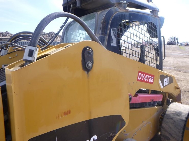 2009-caterpillar-246c-image-13