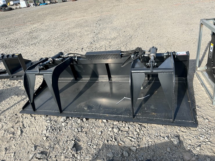 #2038-•-unused-jct-84"-skid-steer-grapple-inv#-40789-image-6
