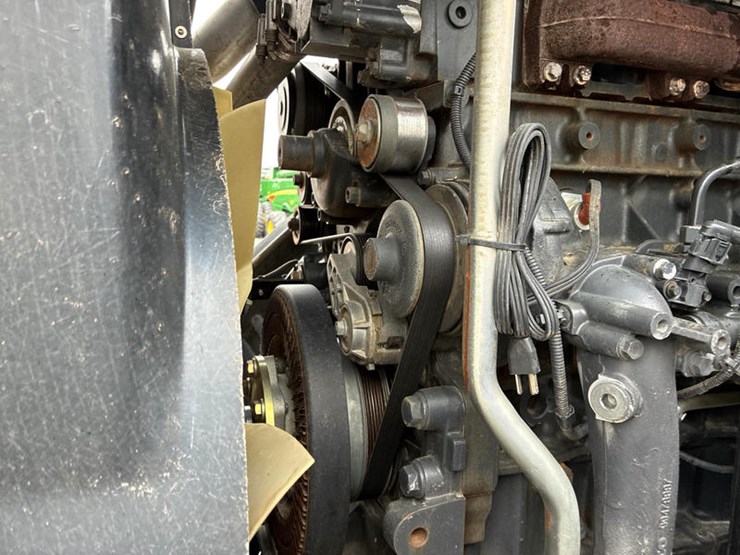 2013-new-holland-t9.505-image-61