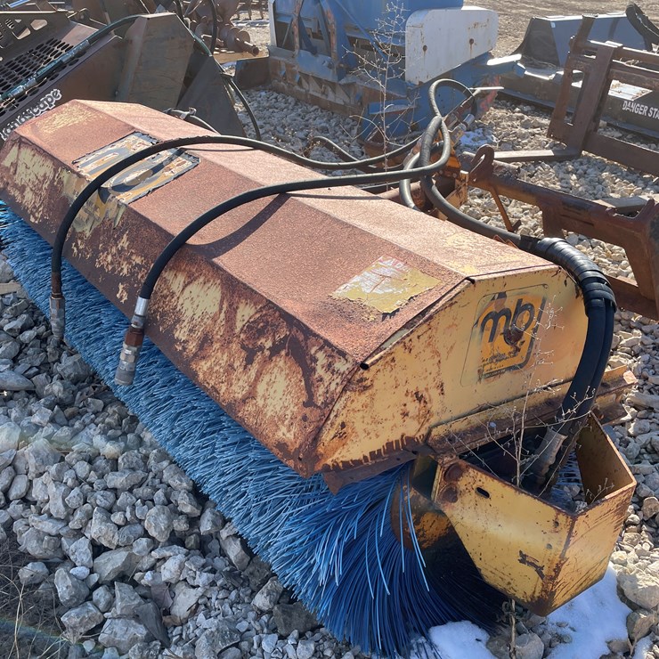 #6099 • Universal Mount 6' MB Sweeper