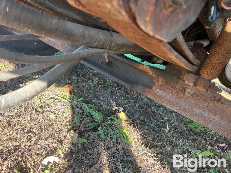 2006-international-7300-image-10