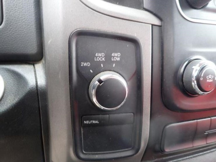 2015-dodge-ram-1500-image-11