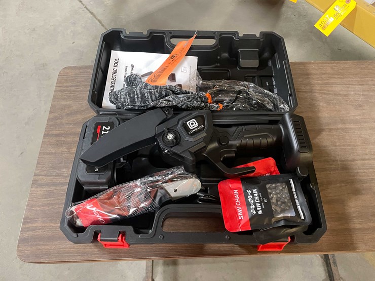 #2299-•-21-volt-mini-cordless-chainsaw-kit-in-carrying-case-(pr11)-image-1