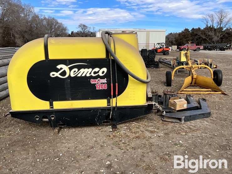 2011-demco-sidequest-image-8