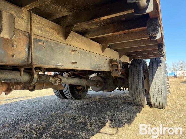 2012-international-durastar-4300-image-17