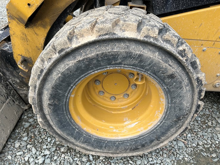 caterpillar-262d-image-57