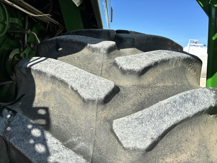 1993-john-deere-9500-image-40