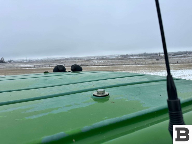 2011-john-deere-9530-image-153