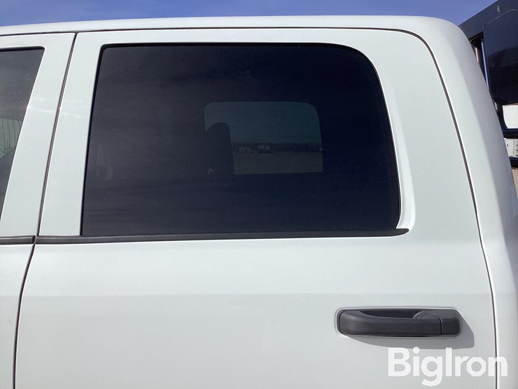 2024-ram-2500-hd-image-17