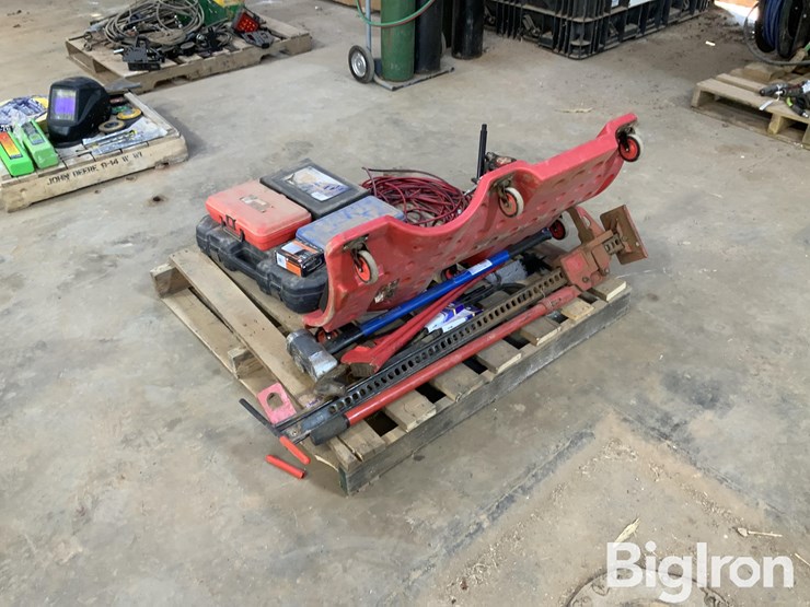 pro-lift-c640-mechanics-creeper-&-supplies-image-4