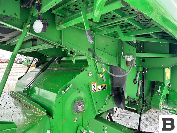 2011-john-deere-9870-sts-image-121