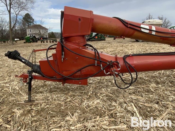 buhler-farm-king-y1385-image-9
