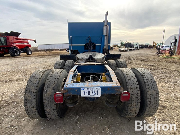 1979-peterbilt-352s86-(glider)-t/a-cabover-truck-tractor-image-6