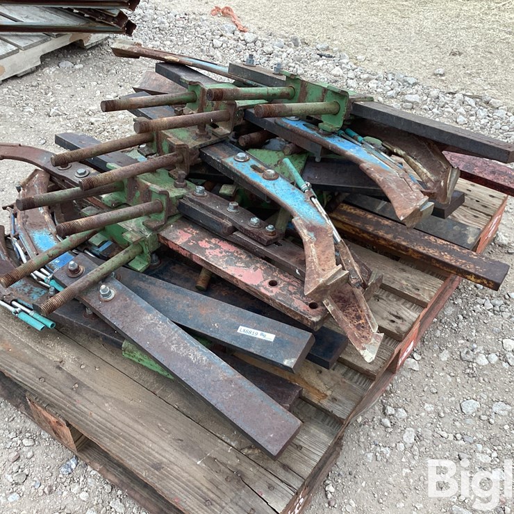 Anhydrous Knives On Shanks