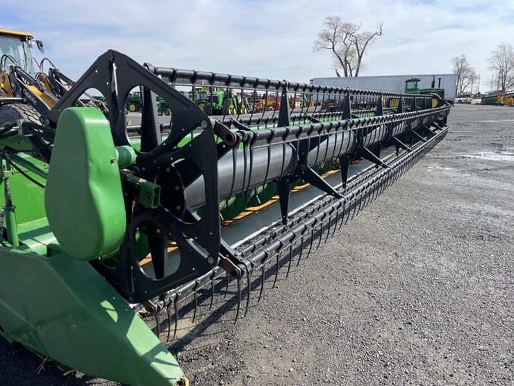 2014-john-deere-635f-image-18