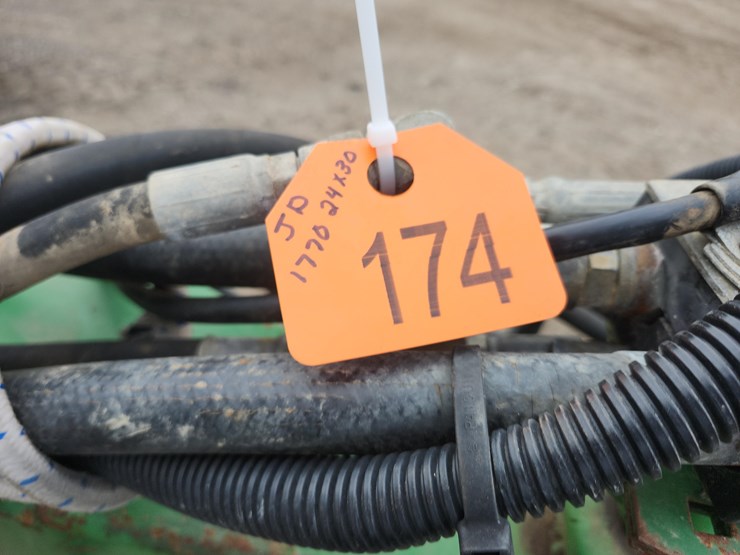 john-deere-1770-image-2