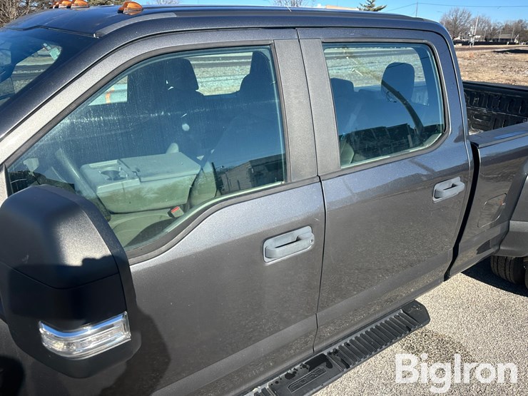 2017-ford-f450-image-13