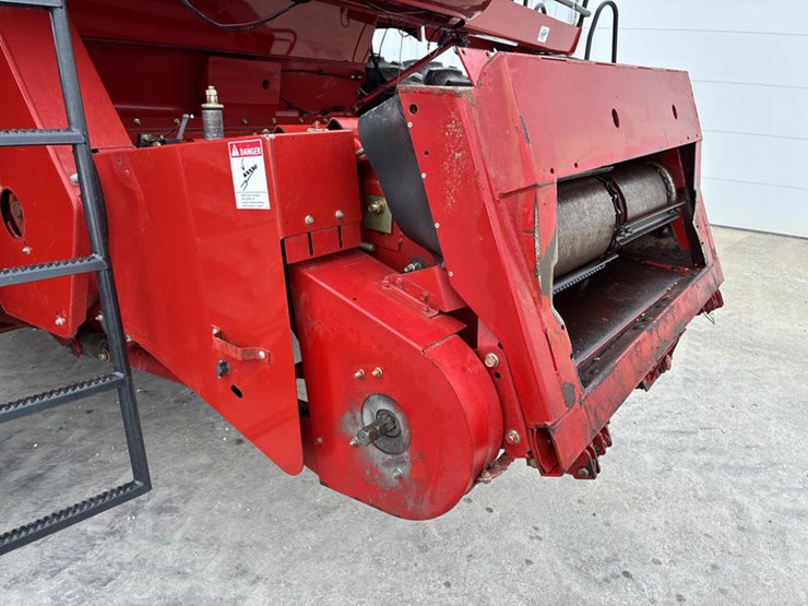 2008-case-ih-2588-image-31