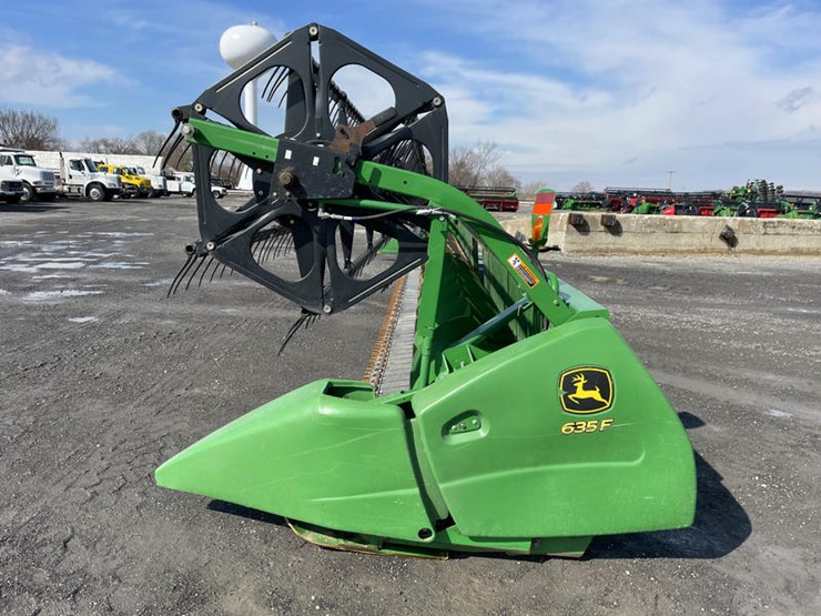 2011-john-deere-635f-image-6