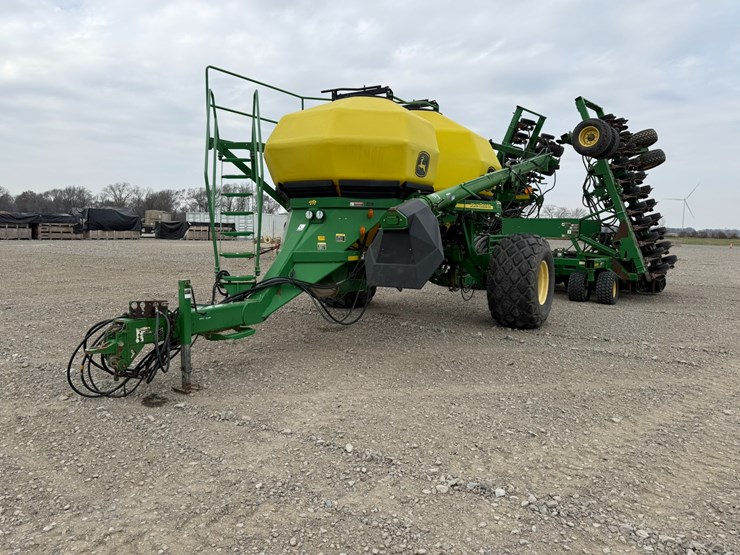 john-deere-1890-image-1