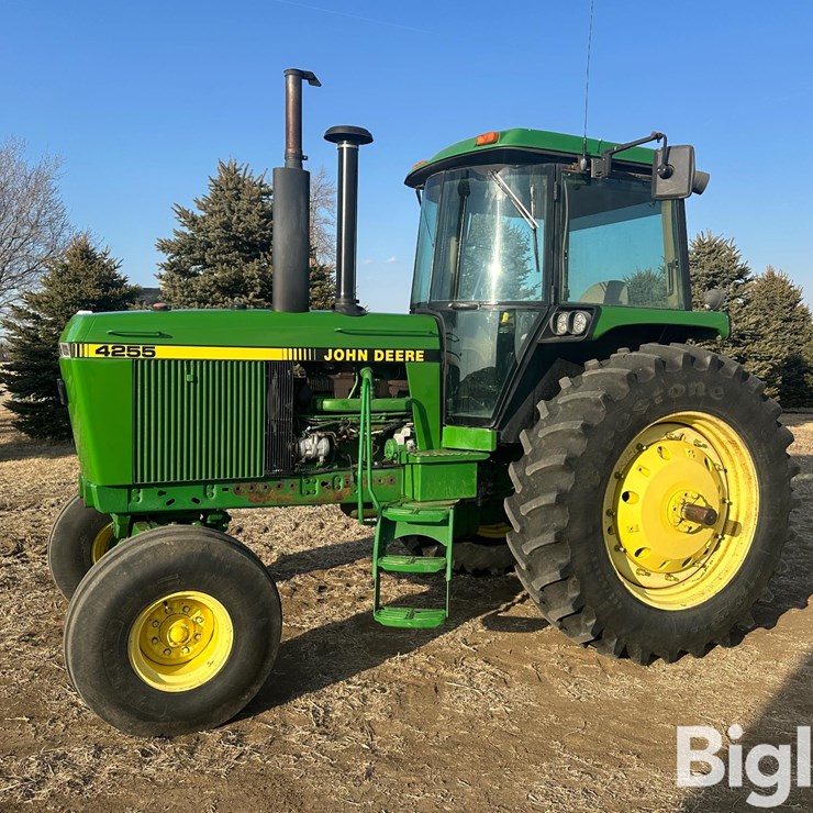 1992 JOHN DEERE 4255