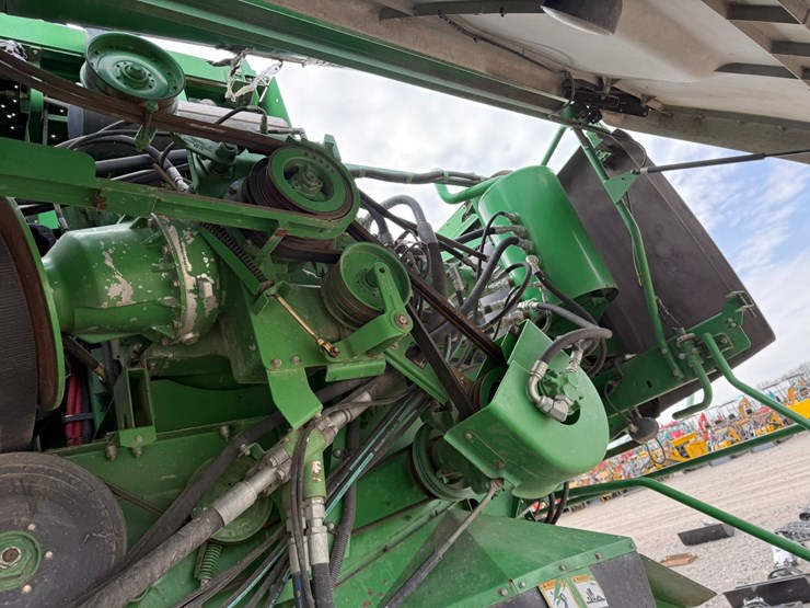 2009-john-deere-9870-sts-image-60