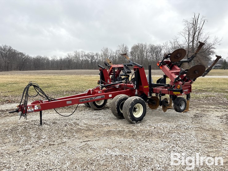 case-ih-2500-image-1