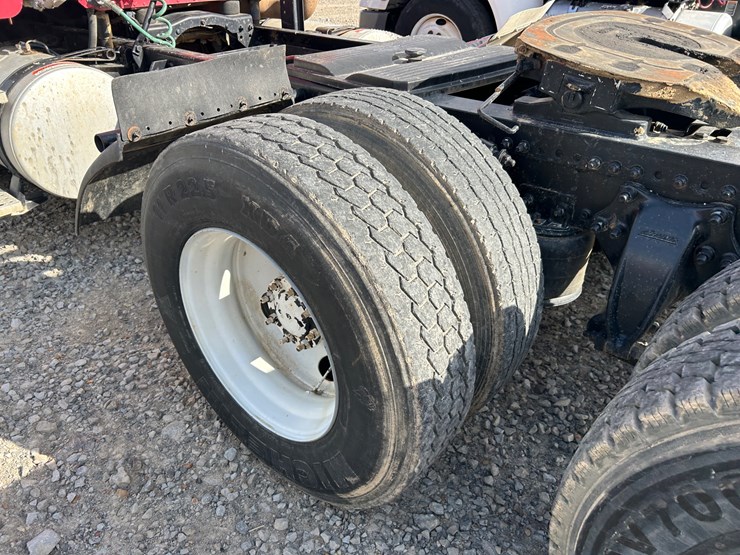 #36890-•-2006-freightliner-columbia-daycab-1fujf0cv16lv57509-inv#-36890-image-30