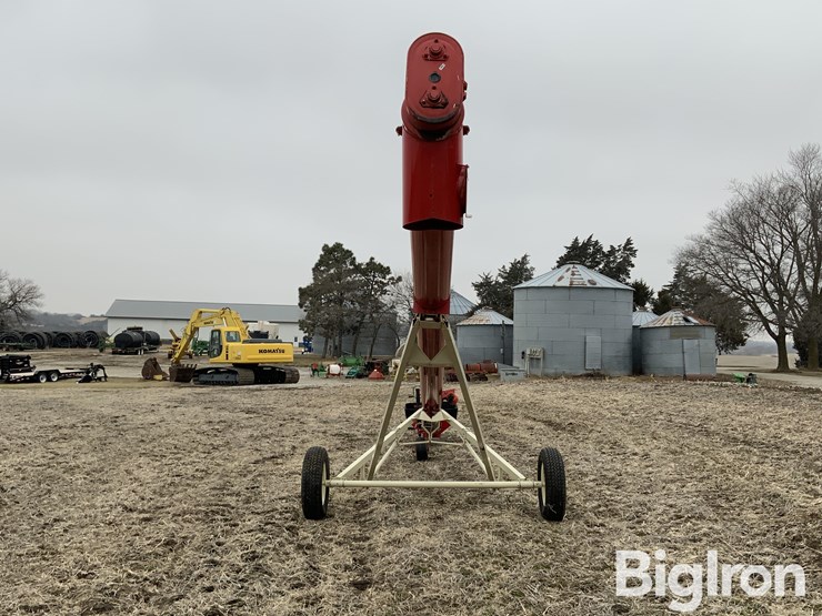 buhler-farm-king-1034-image-2