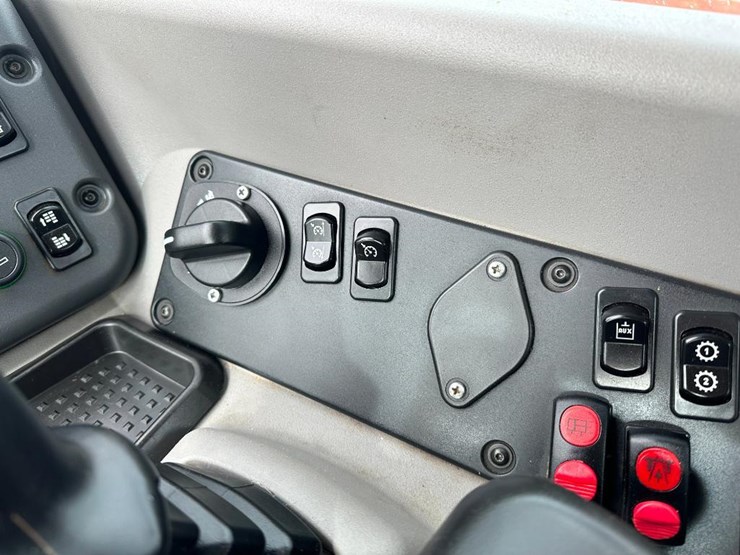 2022-case-221f-image-58