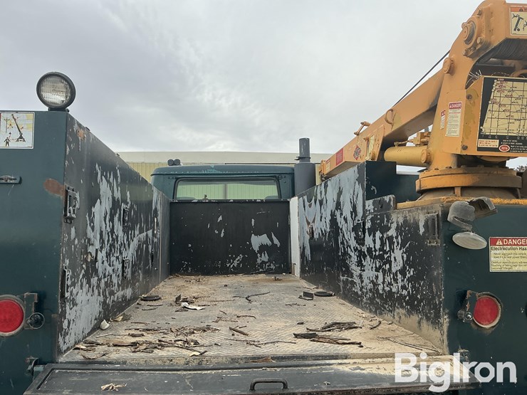 1990-international-8100-image-9