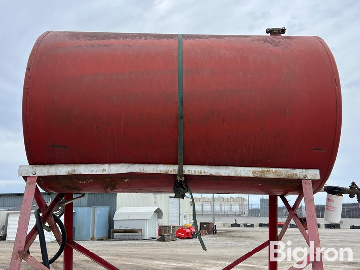 free-standing-300-gallon-gasoline-tank-image-11
