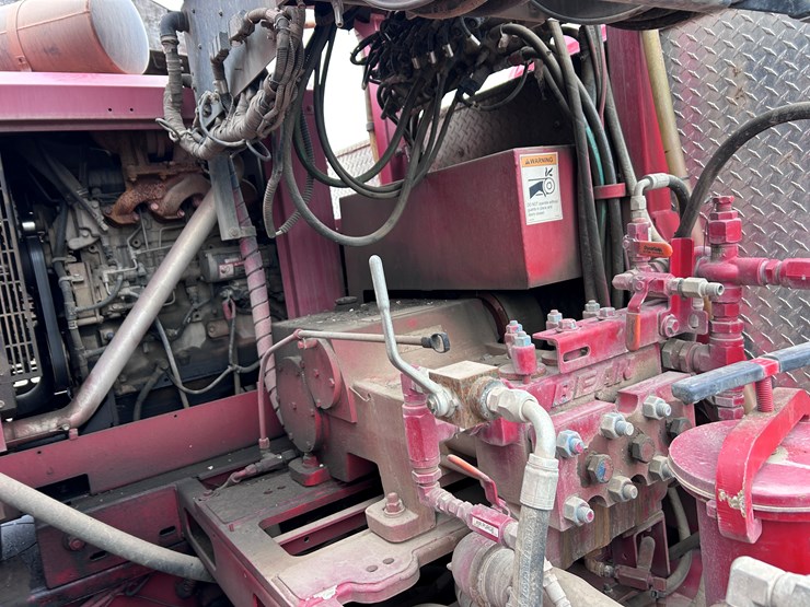 #1690-•-2013-international-7500-6x4-hydro-excavation-truck-image-48