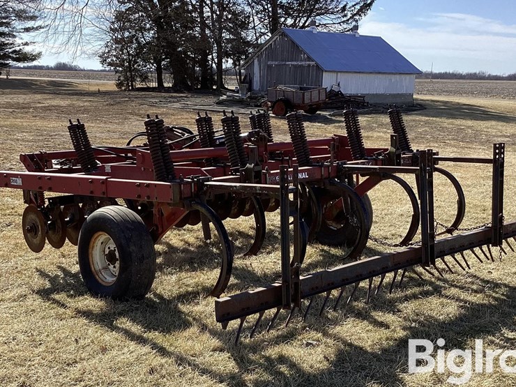 case-ih-6500-image-7