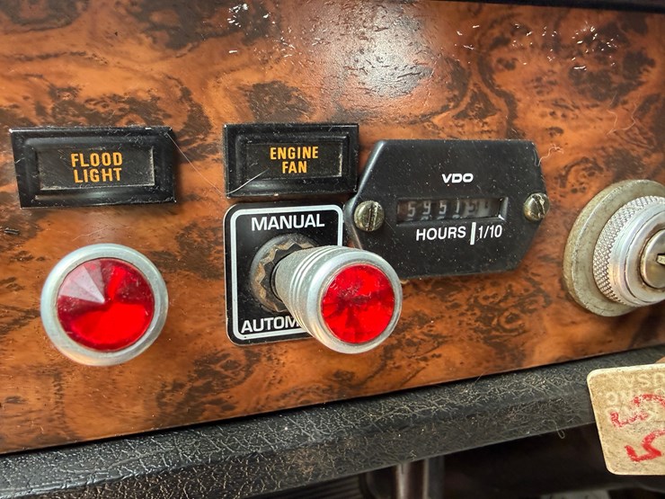 2000-kenworth-w900-image-33