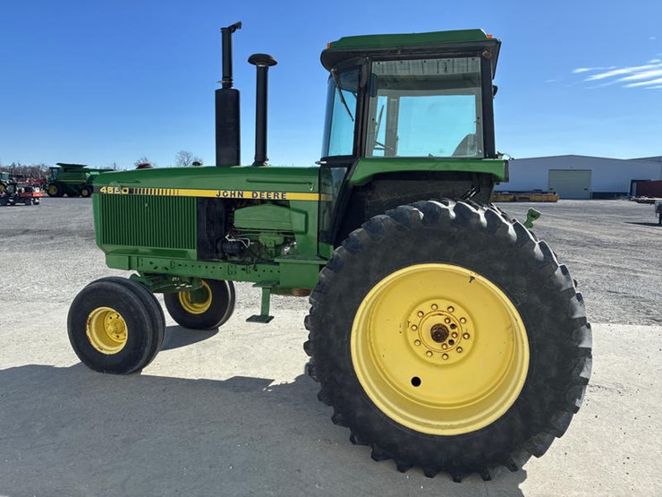 1984-john-deere-4650-image-9