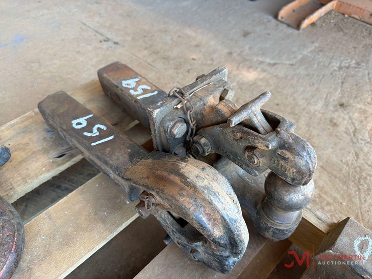 (2)-gi-hitches-image-1