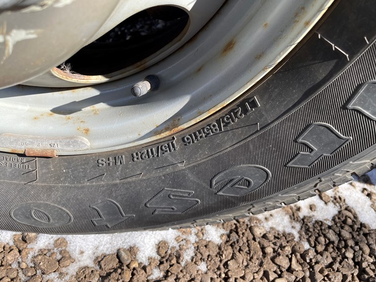 2003-chevrolet-3500-image-8