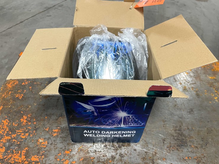 #2331-•-new-welding-helmet-(cw)-image-8