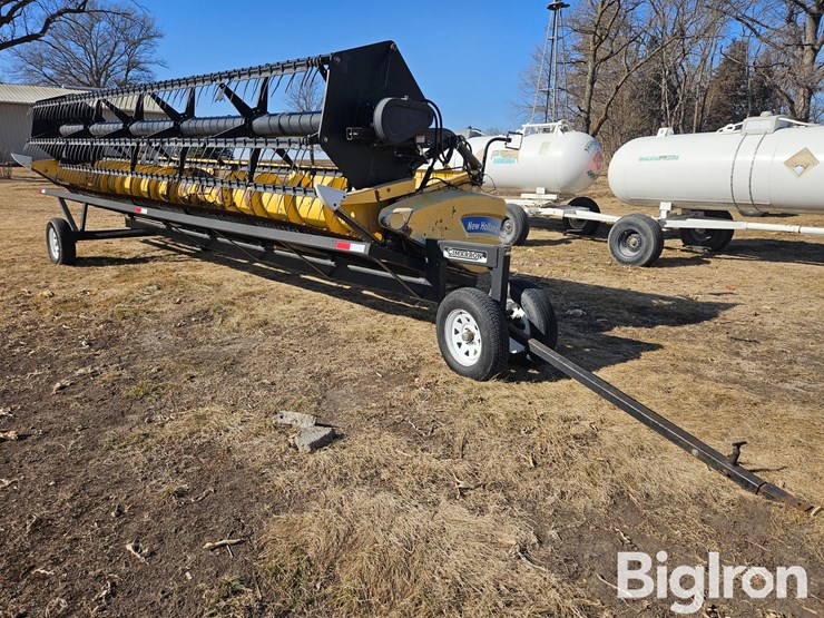 2009-new-holland-74c-image-9